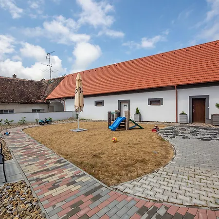 Grasel Lejlighed Nové Syrovice
